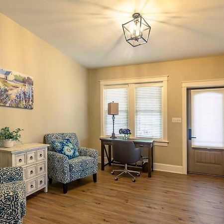 The Queen Place - Updated-Private Backyard Gordonville 외부 사진