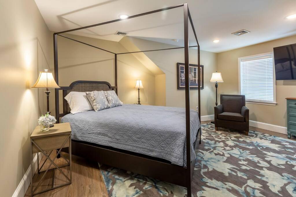 The Queen Place - Updated-Private Backyard Gordonville 외부 사진