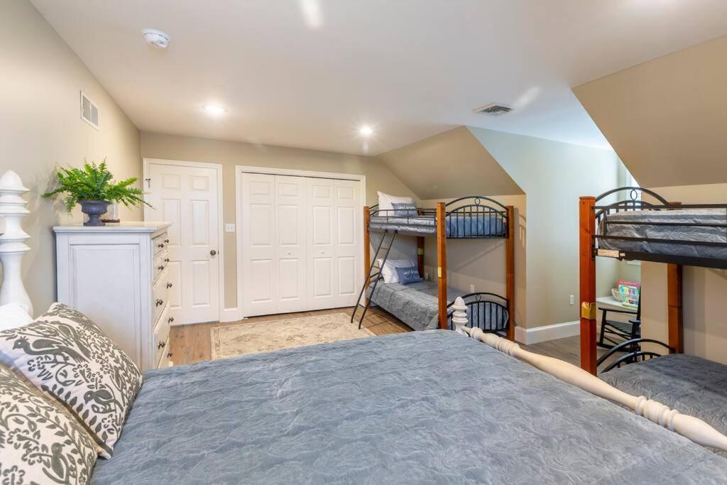 The Queen Place - Updated-Private Backyard Gordonville 외부 사진
