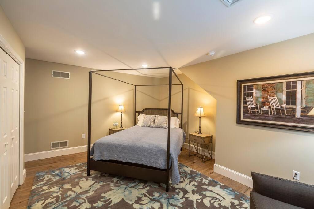 The Queen Place - Updated-Private Backyard Gordonville 외부 사진