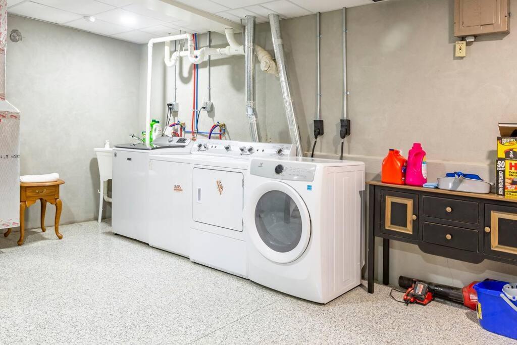 The Queen Place - Updated-Private Backyard Gordonville 외부 사진