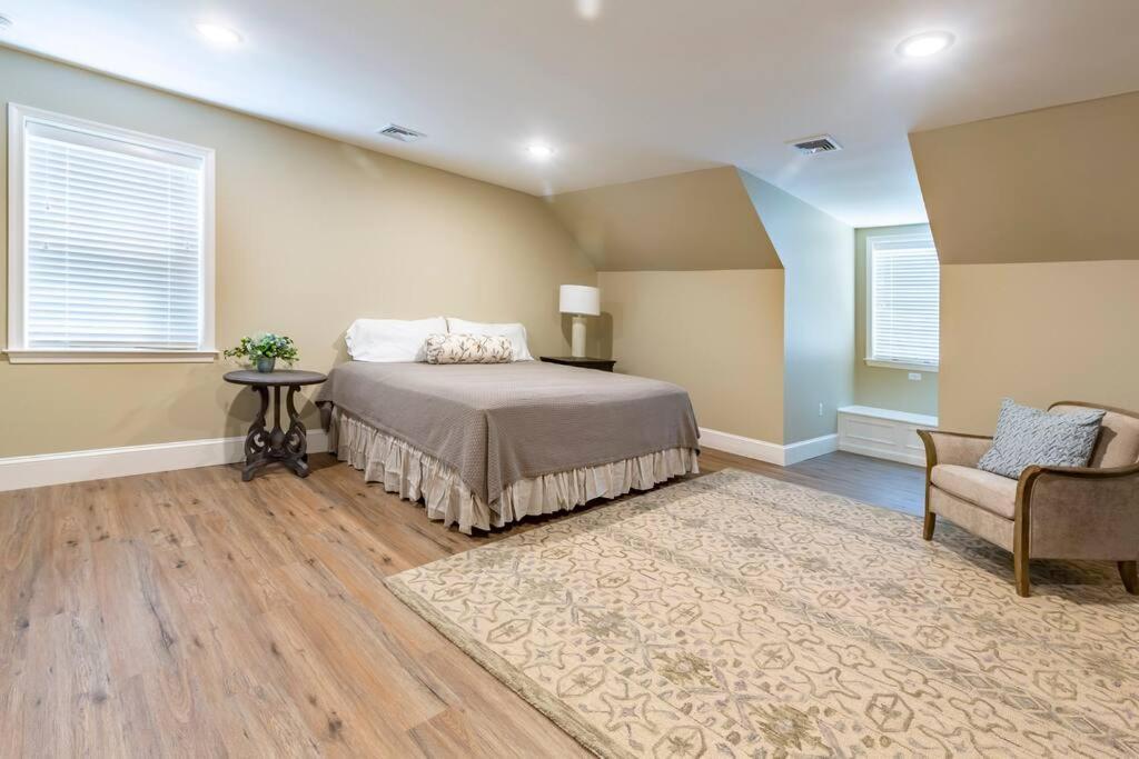 The Queen Place - Updated-Private Backyard Gordonville 외부 사진